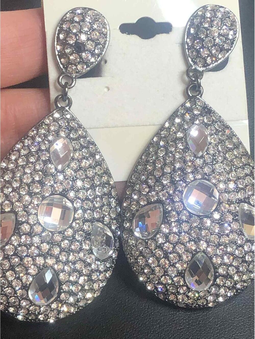 7498 Joan Boyce "All That Shimmers" Pavé Drop Earrings BLACK Clip-on *
